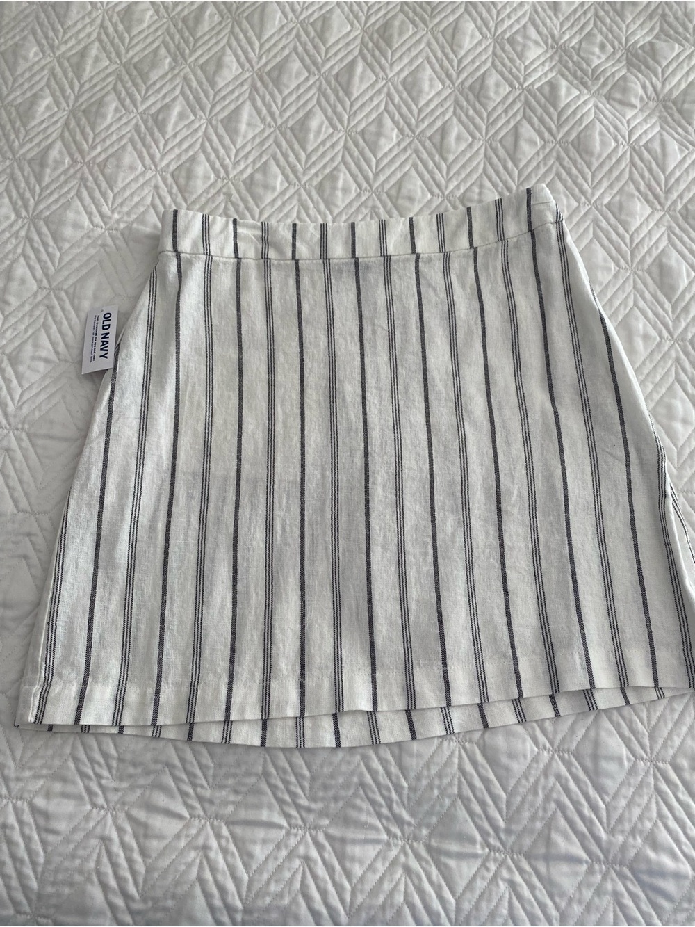 Old Navy White Linen Mini Skirt with Stripes sz XS NWT